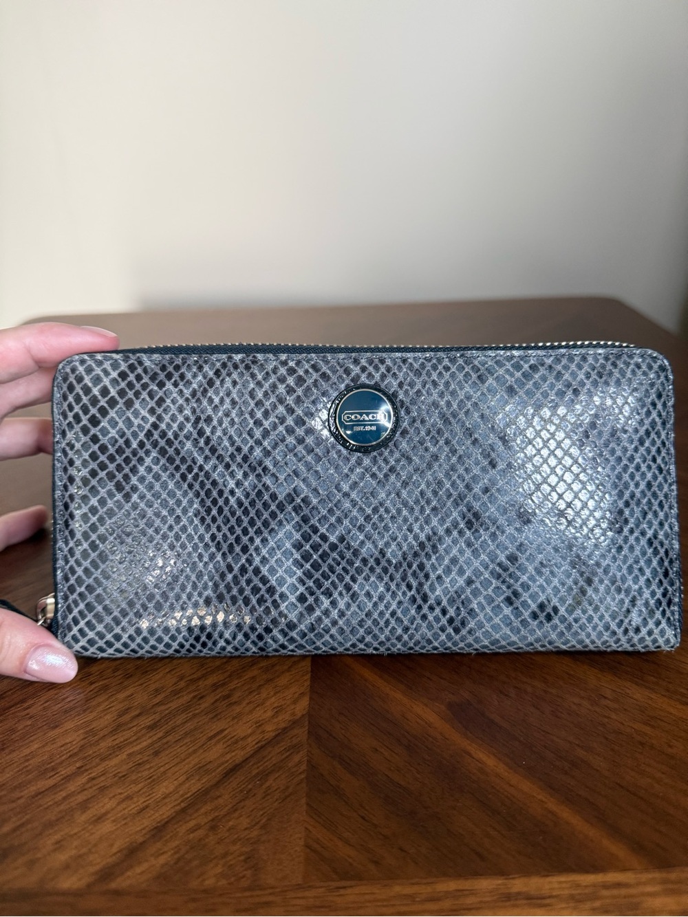 Coach Leather Zip Around Wallet Exotic Embossed Snake Print Gray Black MSRP $258